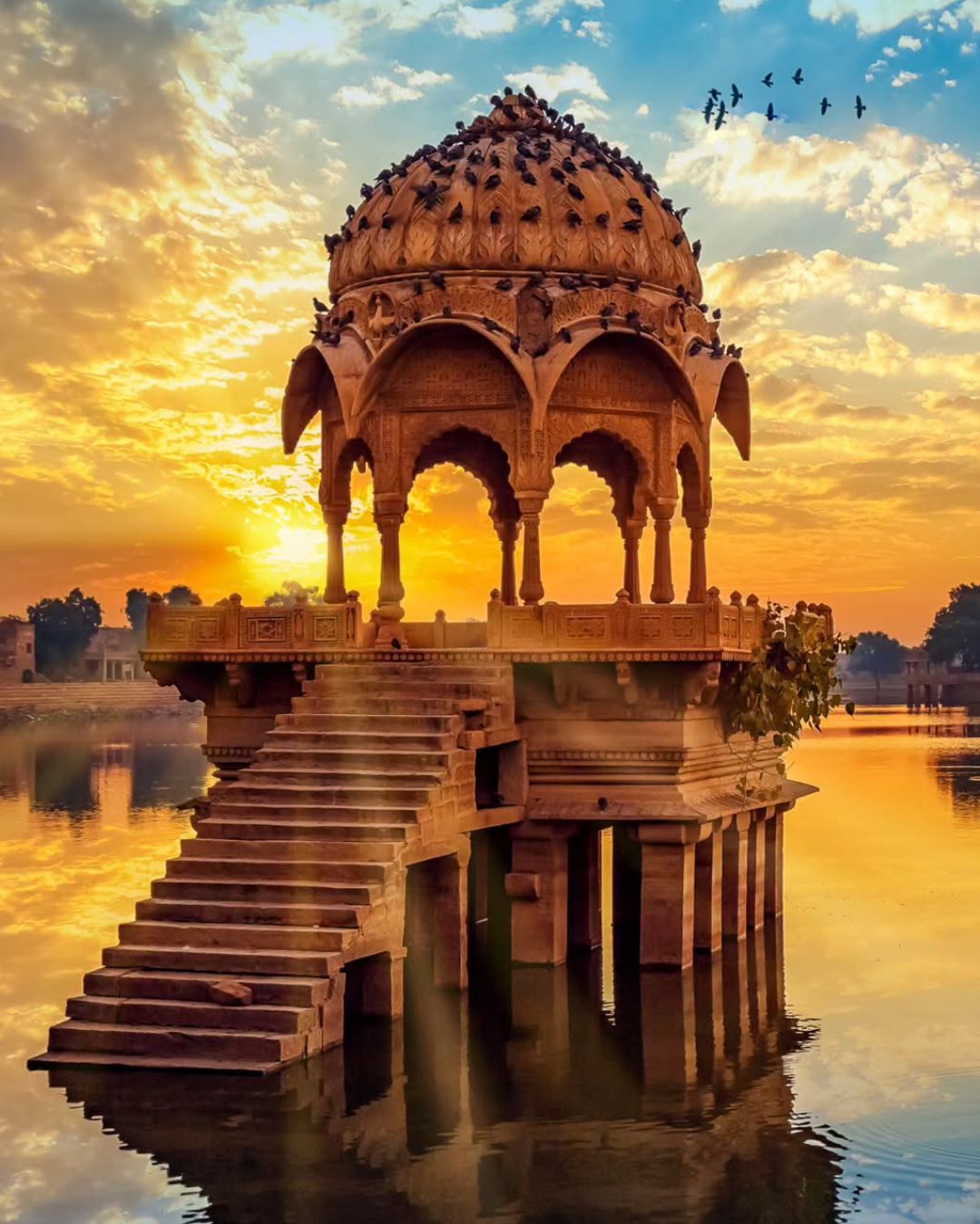Gadisar Lake